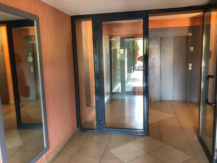 Appartement Cosy, Calme, Lumineux, Balcon, Parking Sarlat-la-Caneda Bagian luar foto