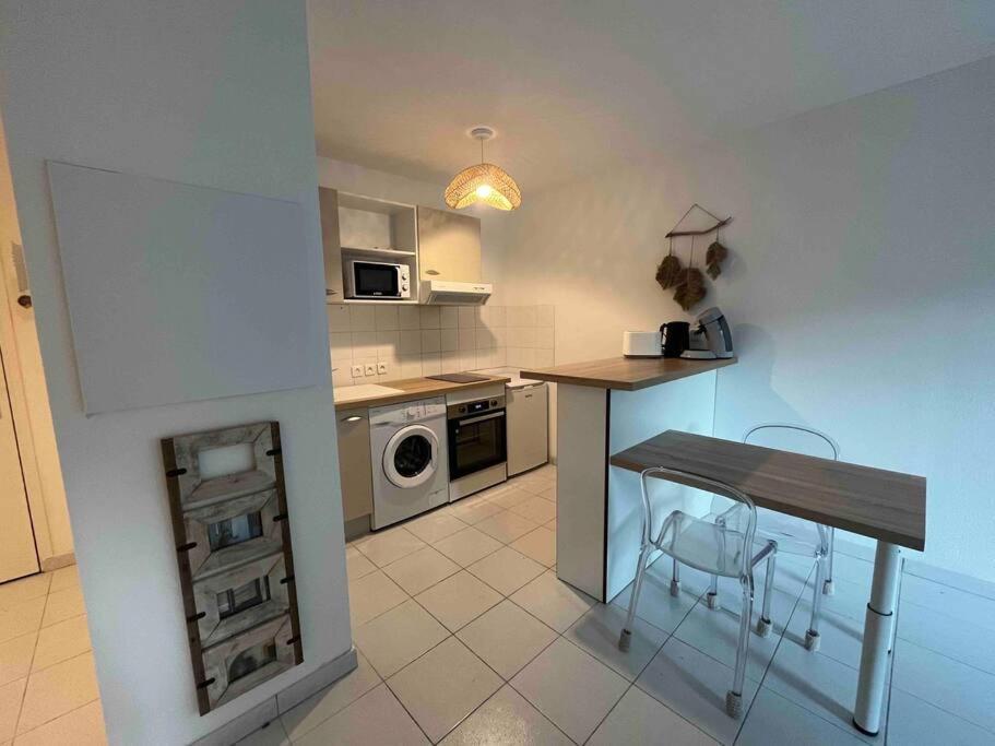 Appartement Cosy, Calme, Lumineux, Balcon, Parking Sarlat-la-Caneda Bagian luar foto